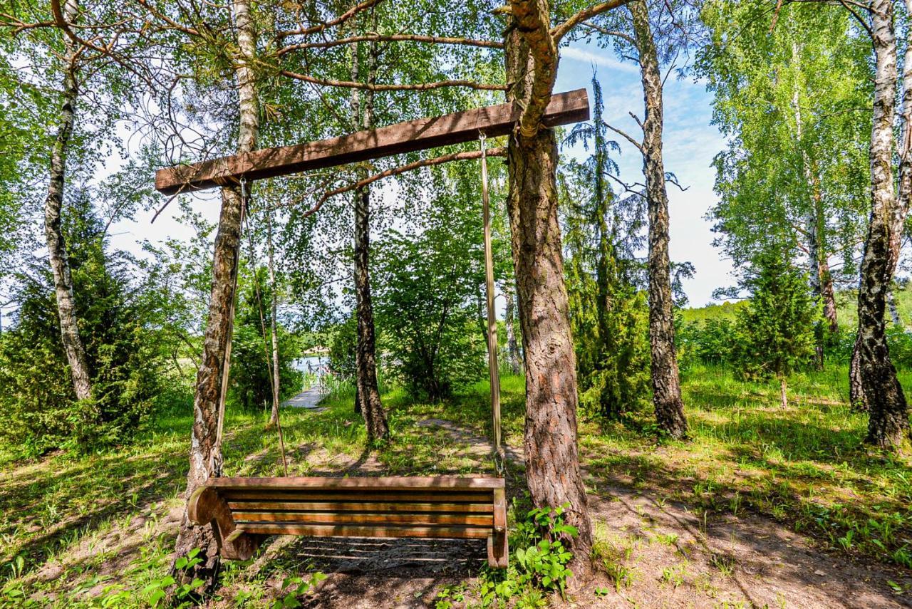 Berzu Namelis - Birch Cabin Kutsyuny Buitenkant foto